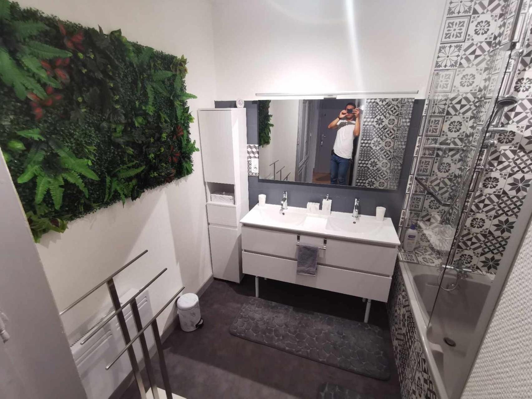 Bel Appartement De 1 A 7 Personnes Ambert Eksteriør bilde